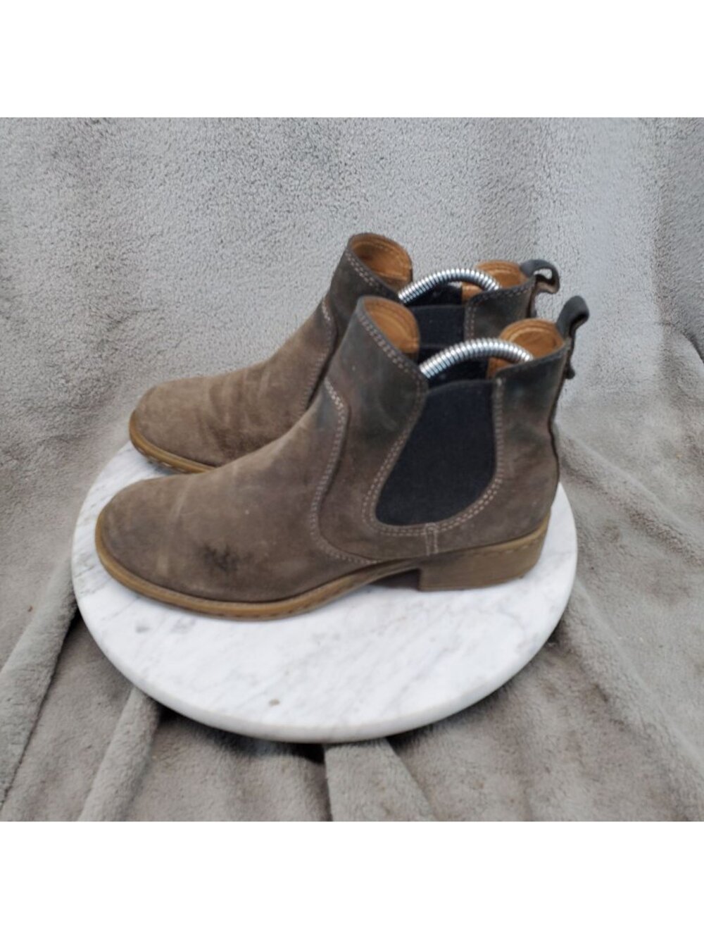Comfortiva Shoes Womens Size 6.5 Brown Suede Align Chelsea Boots *Read*